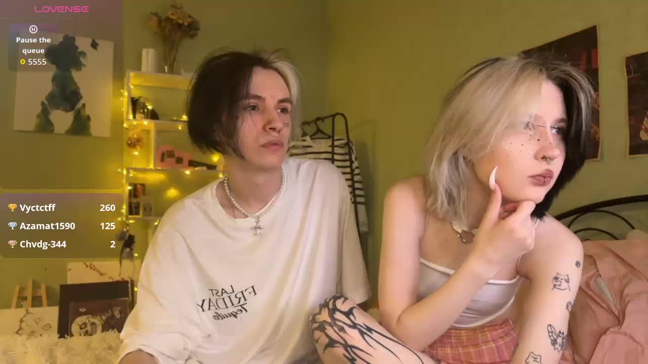 VeryRareTwins Cam Model Chat September 26, 2025