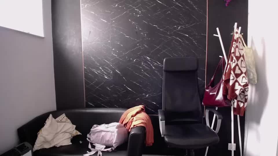 littleviki_ Cam Model Chat September 26, 2025