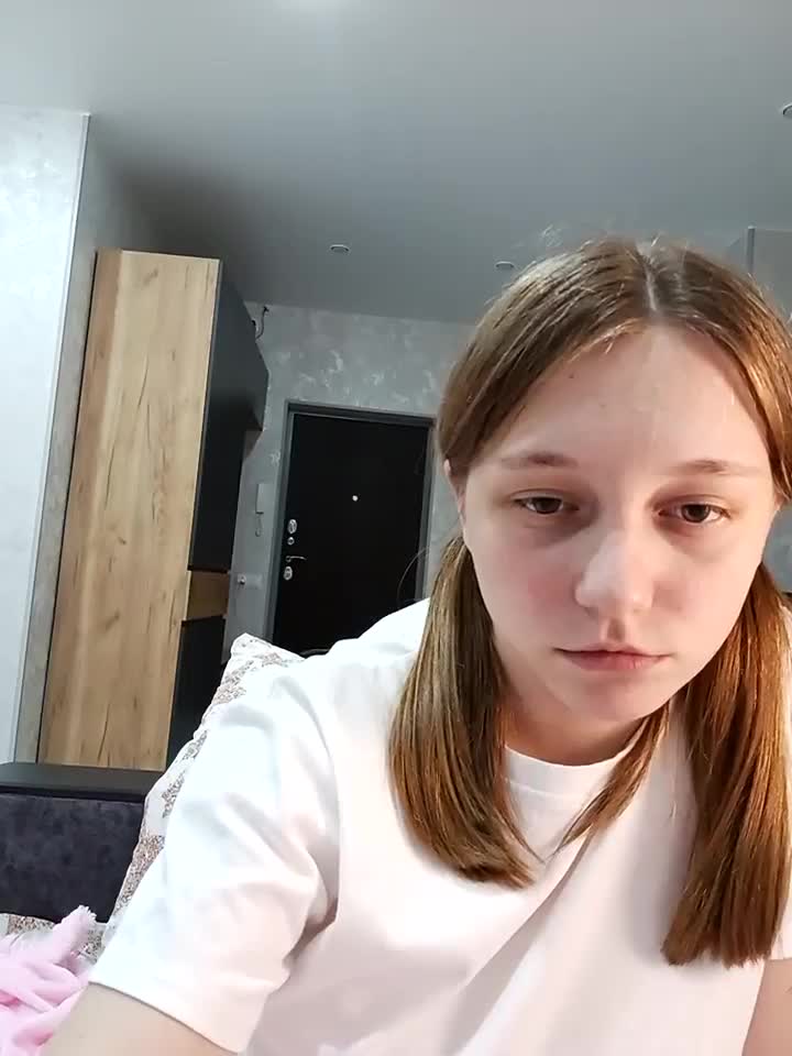 Bonechka Cam Model Chat September 26, 2025