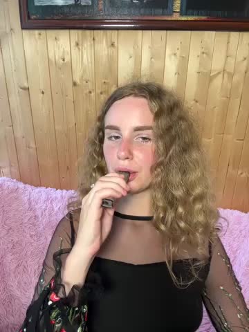 nemesidaM Cam Model Chat September 26, 2025