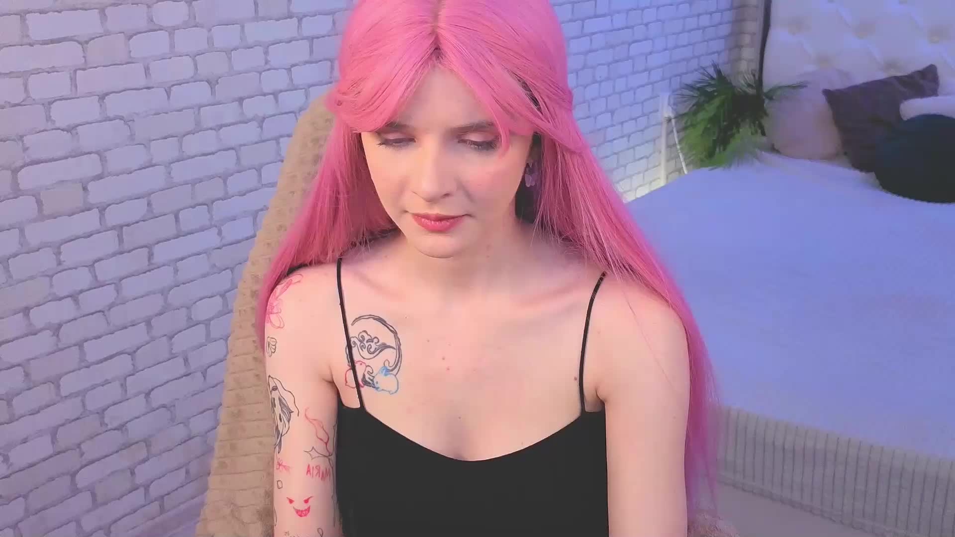 KiraMountrays Cam Model Chat September 26, 2025