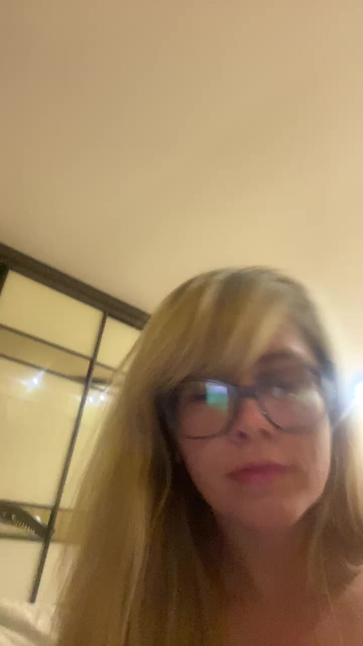 Elegant00Girl Cam Model Chat September 26, 2025