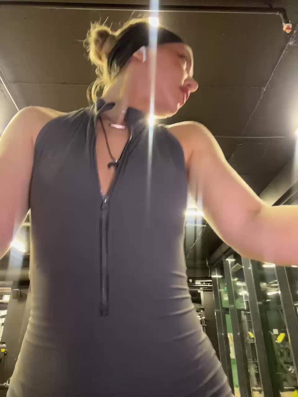 MistressX555 Cam Model Chat September 26, 2025