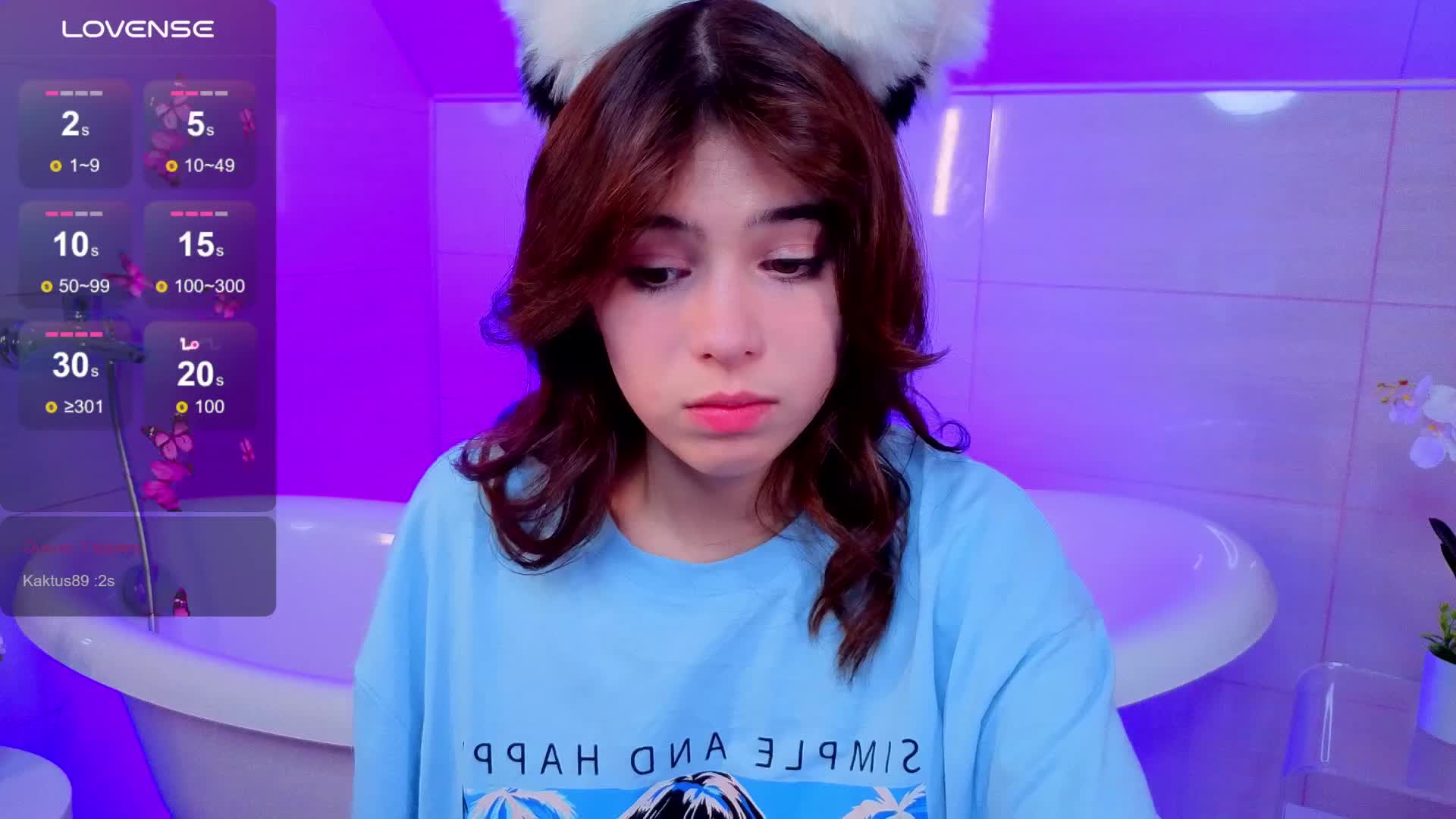 CoralineJones Cam Model Chat September 26, 2025