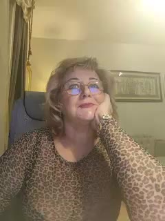 KarinkaSweet Cam Model Chat September 26, 2025