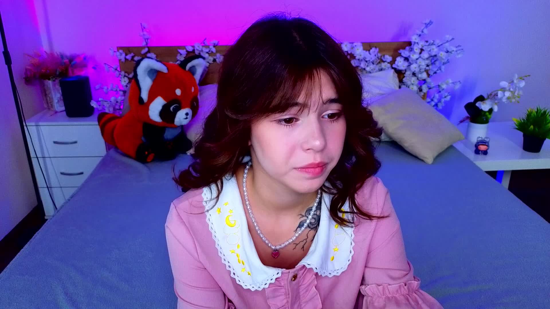 CoralineJones Cam Model Chat September 26, 2025