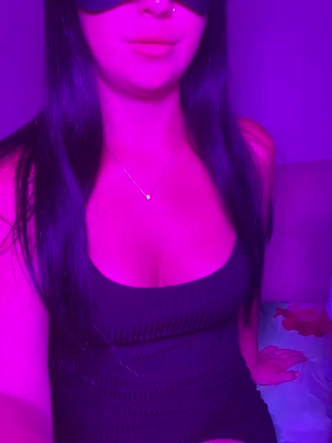 XOXO777SEX Cam Model Chat September 26, 2025