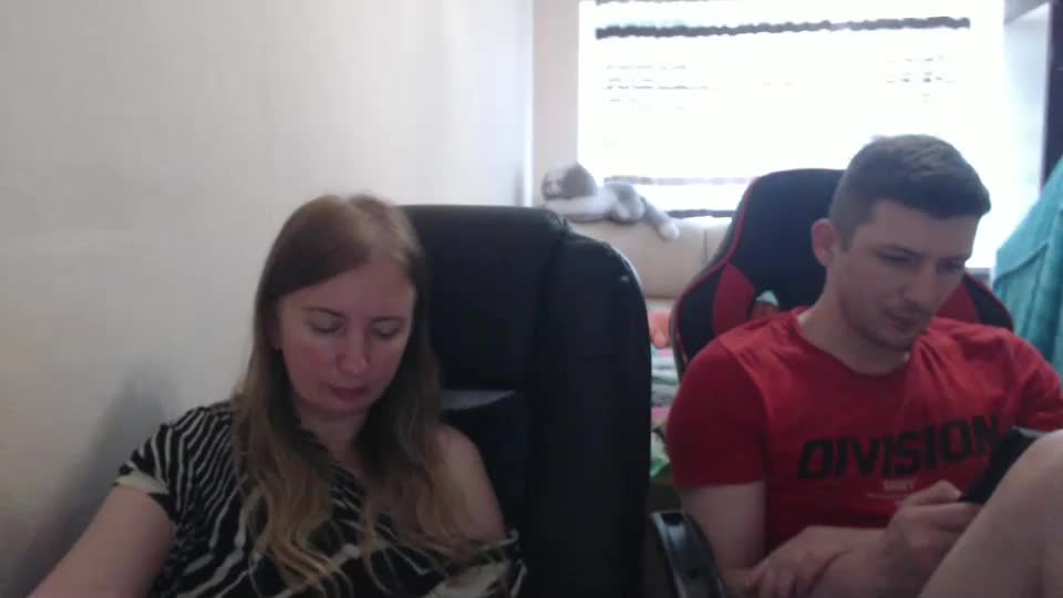 jenisandpeter Cam Model Chat September 26, 2025