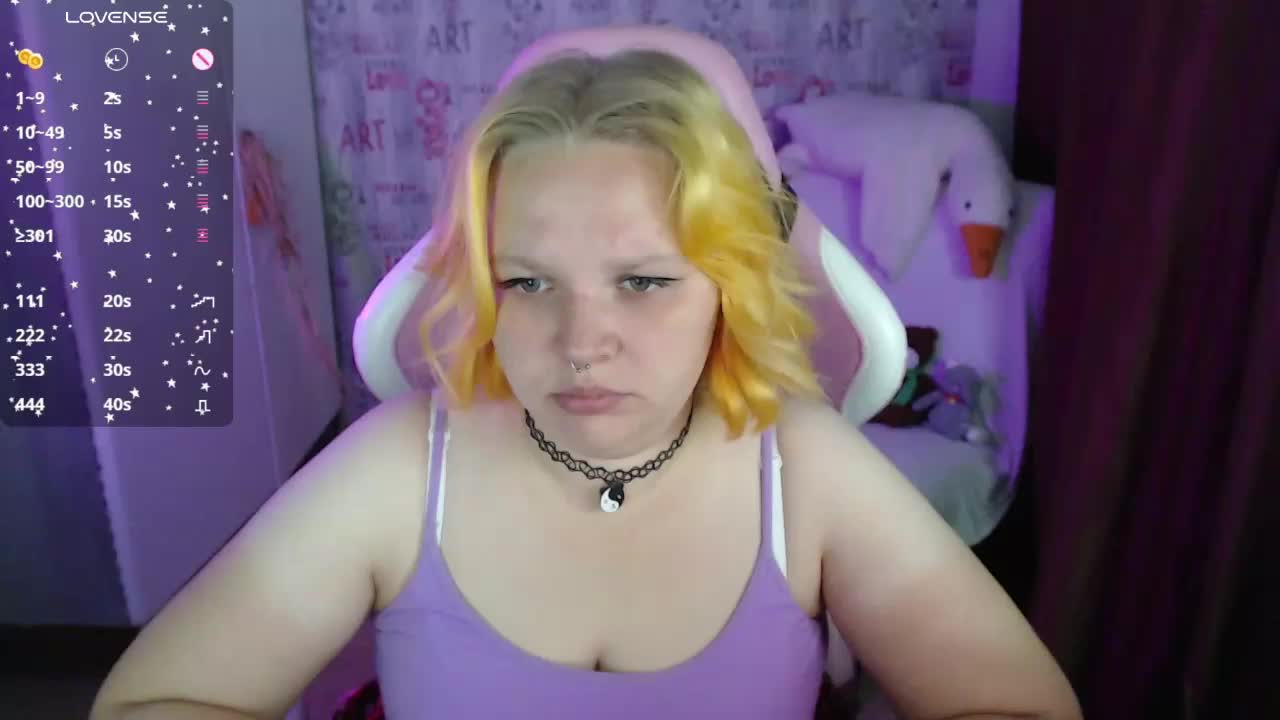 -MeooW- Cam Model Chat September 26, 2025