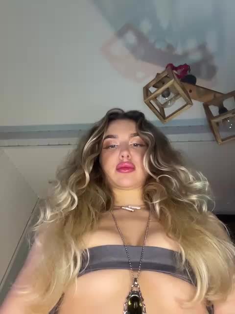 MistressX555 Cam Model Chat September 26, 2025