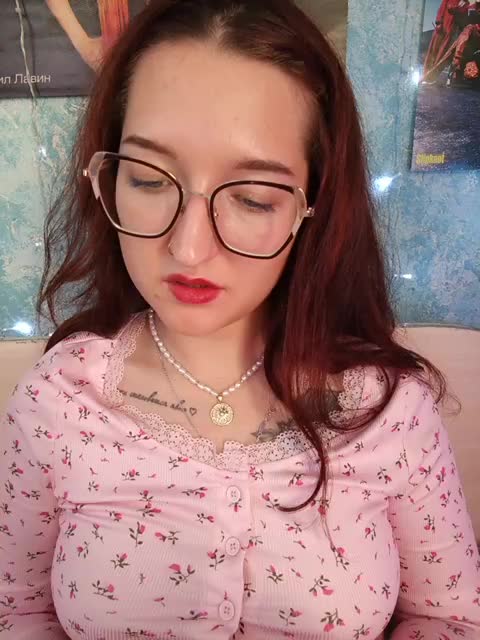 Rosia-Guess Cam Model Chat September 26, 2025