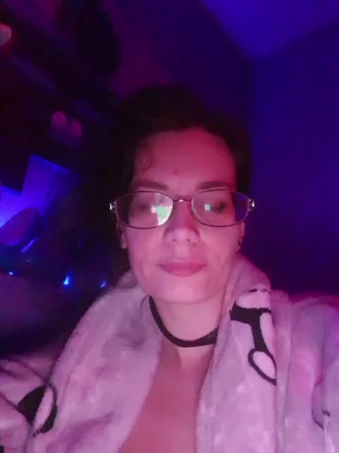 analiMilana Cam Model Chat September 26, 2025