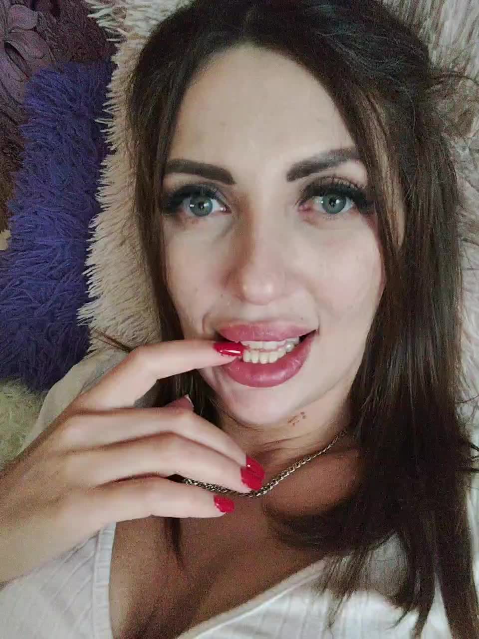 SexyKitty75-1 Cam Model Chat September 26, 2025