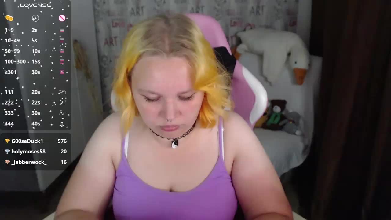 -MeooW- Cam Model Chat September 26, 2025