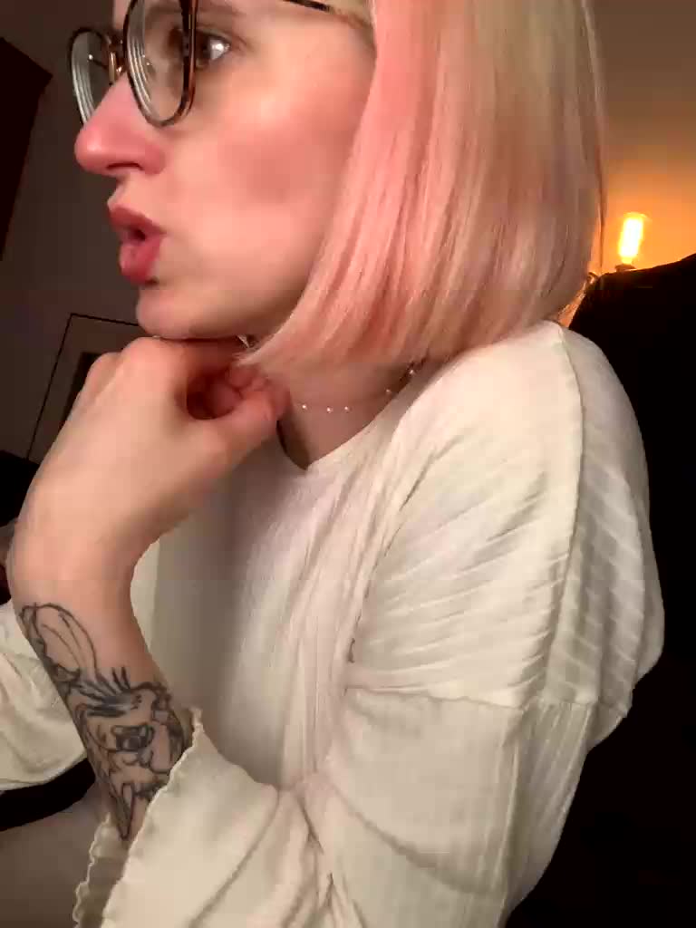 Sexy-Sweets Cam Model Chat September 26, 2025