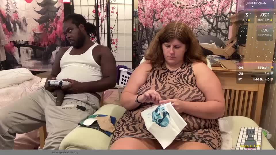 noturbabymoms Cam Model Chat September 26, 2025