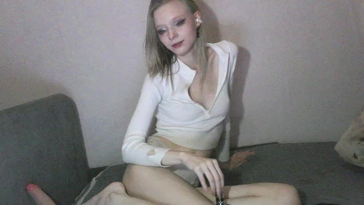 White-snow Cam Model Chat September 26, 2025