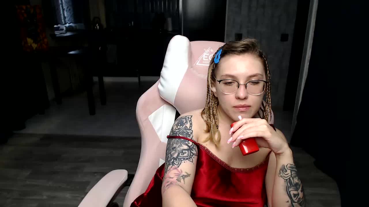 Regimasmile Cam Model Chat September 26, 2025