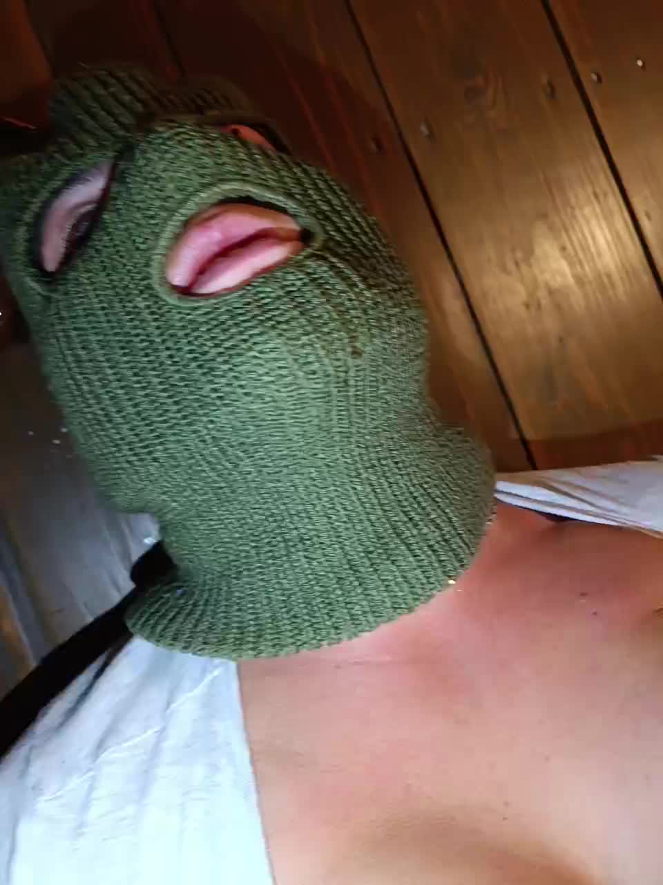 eluk Cam Model Chat September 26, 2025