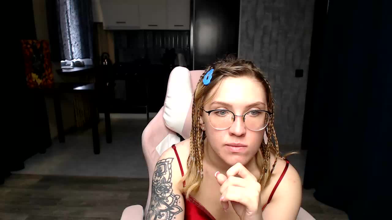 Regimasmile Cam Model Chat September 26, 2025