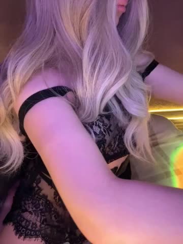 Mer_U Cam Model Chat September 26, 2025