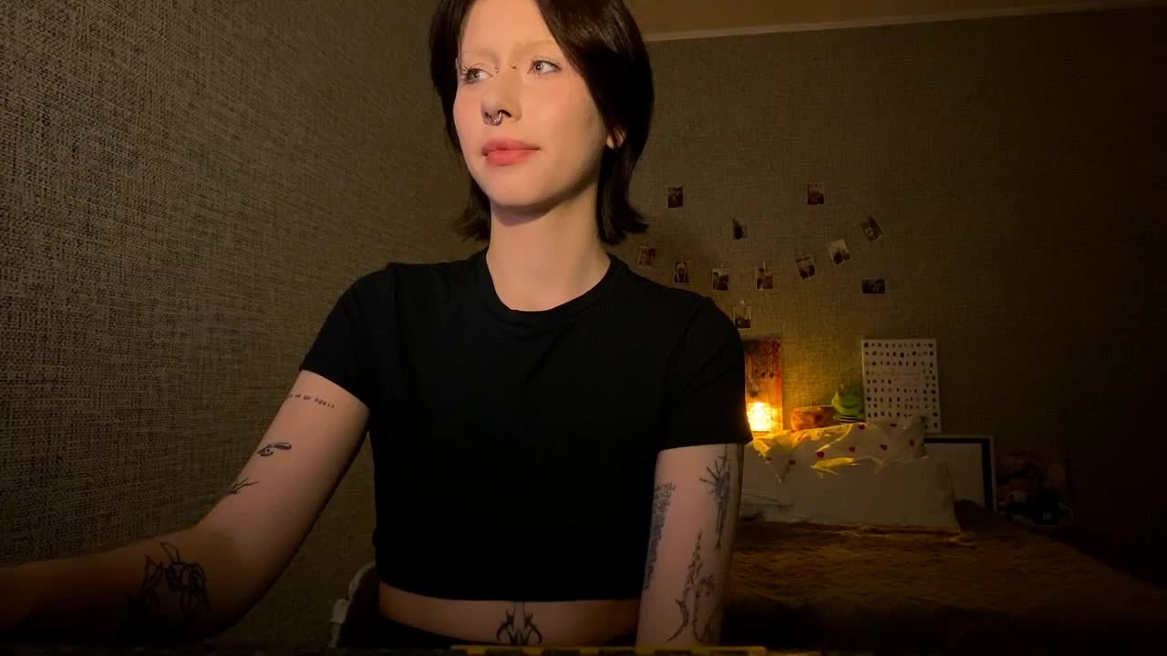 velvetsunrise Cam Model Chat September 26, 2025