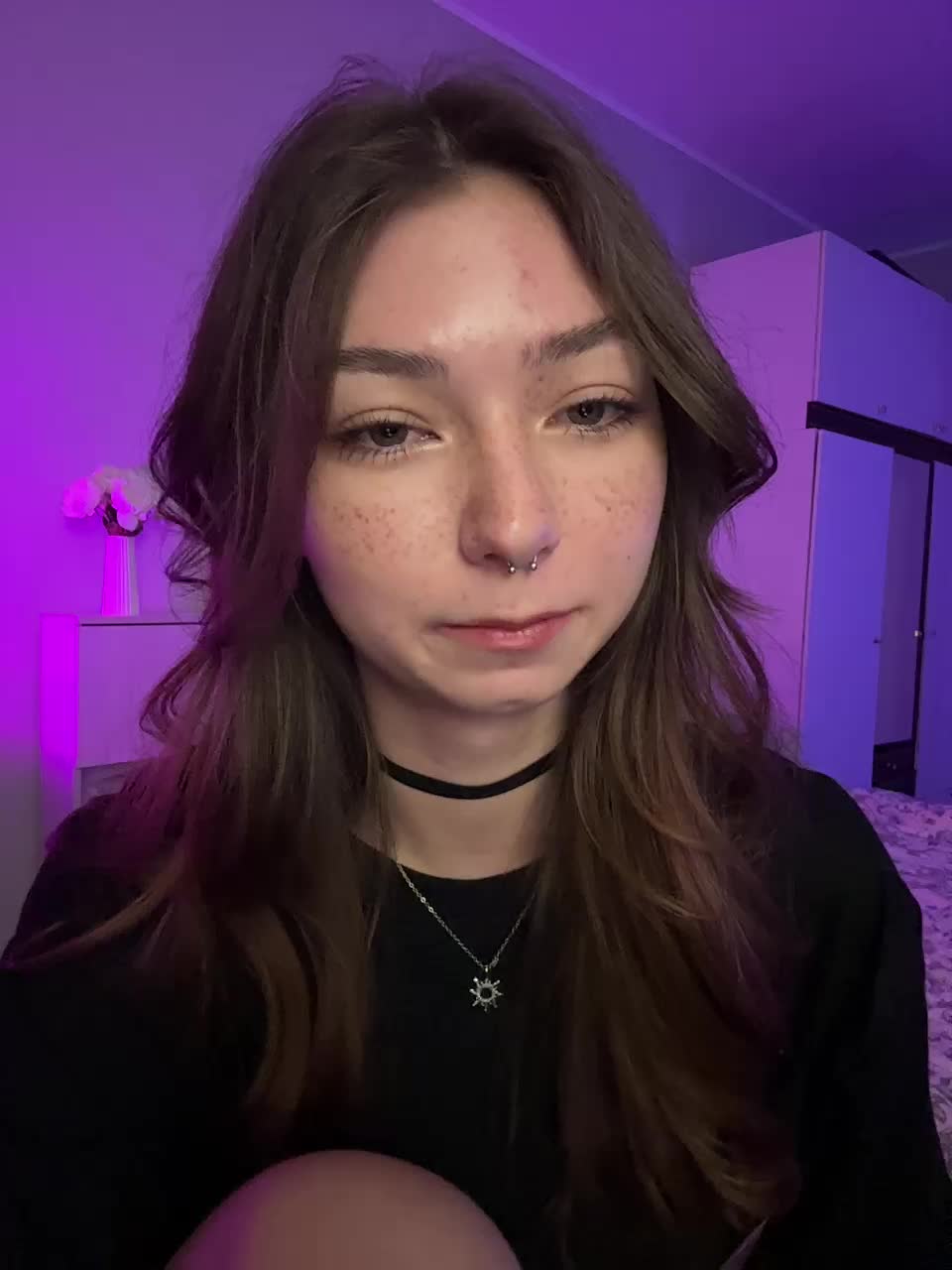 ShyAlya Cam Model Chat September 26, 2025