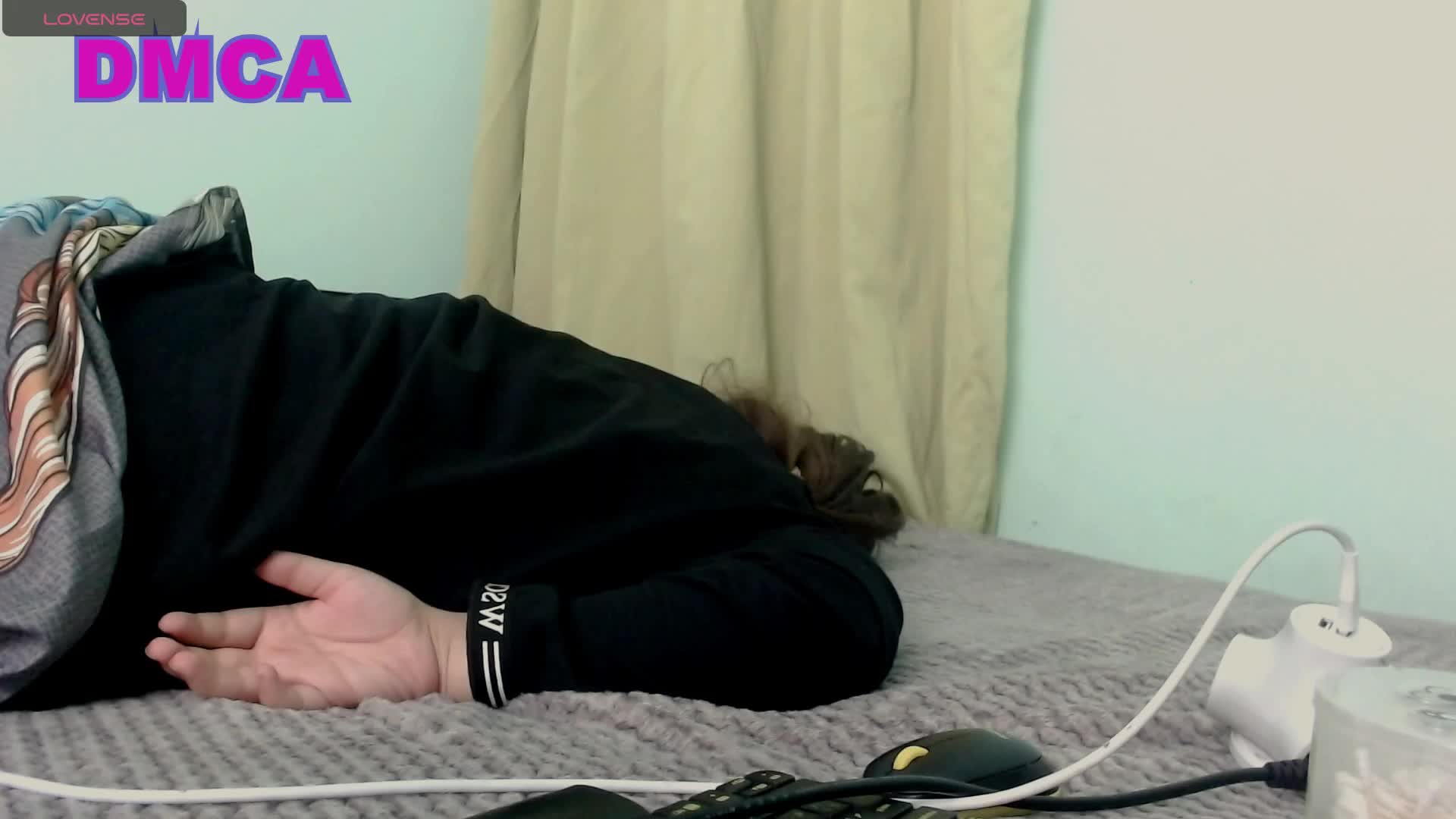 sweet-dream-foxx Cam Model Chat September 26, 2025