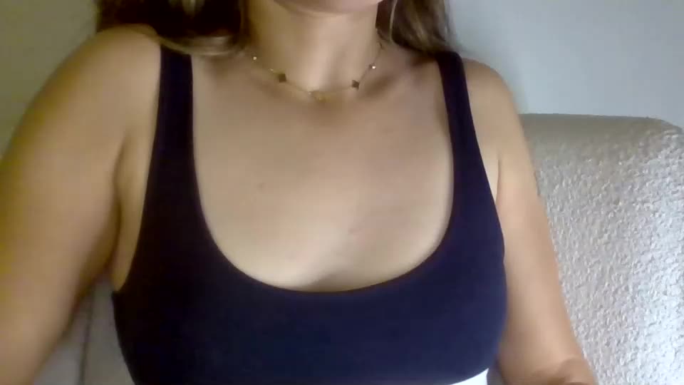 hotwinterxx Cam Model Chat September 26, 2025