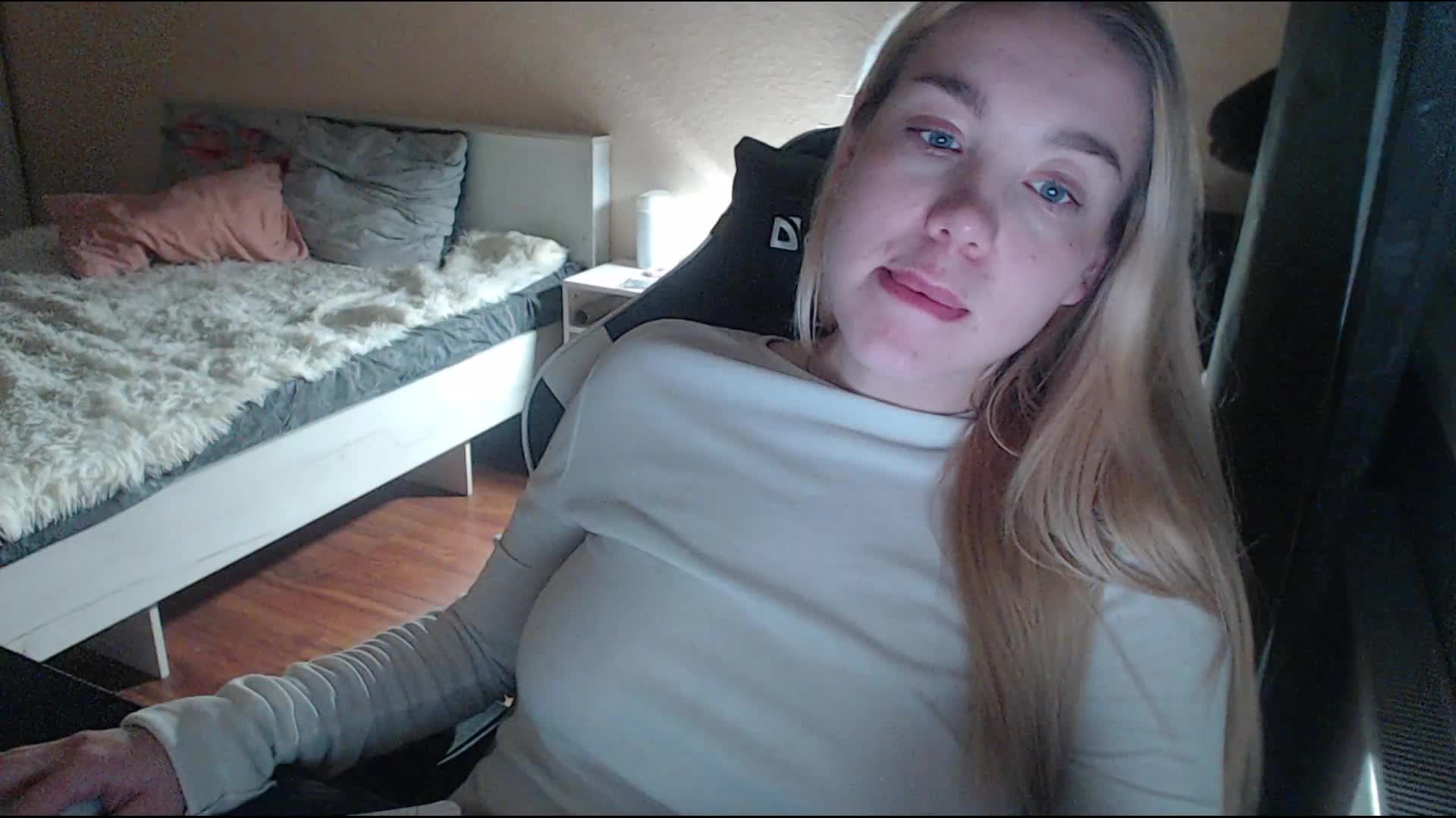 maksisy Cam Model Chat September 26, 2025