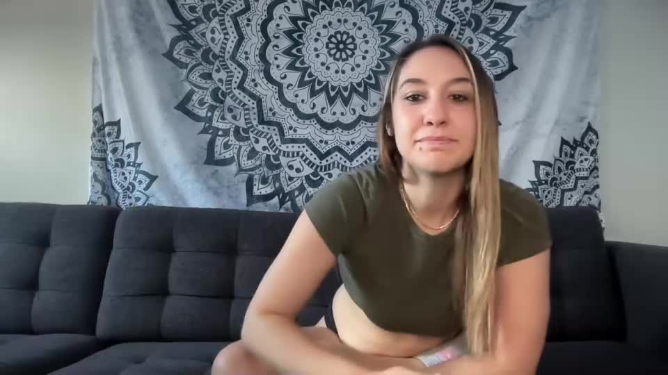 yurdreams_22 Cam Model Chat September 26, 2025