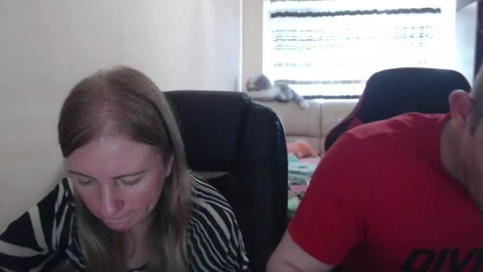 jenisandpeter Cam Model Chat September 26, 2025