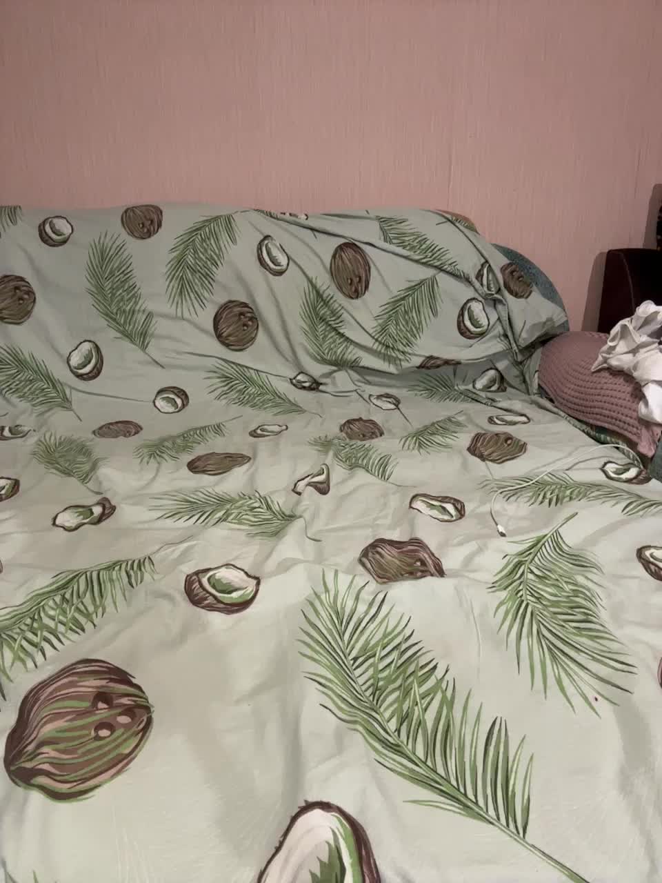 krismiPh Cam Model Chat September 26, 2025