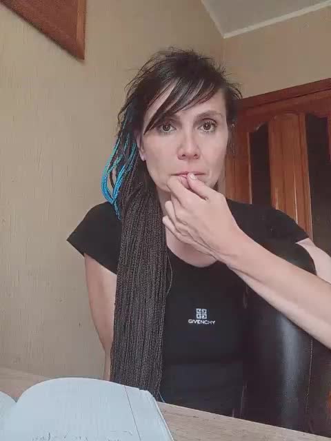 Hellenalonenochka Cam Model Chat September 26, 2025