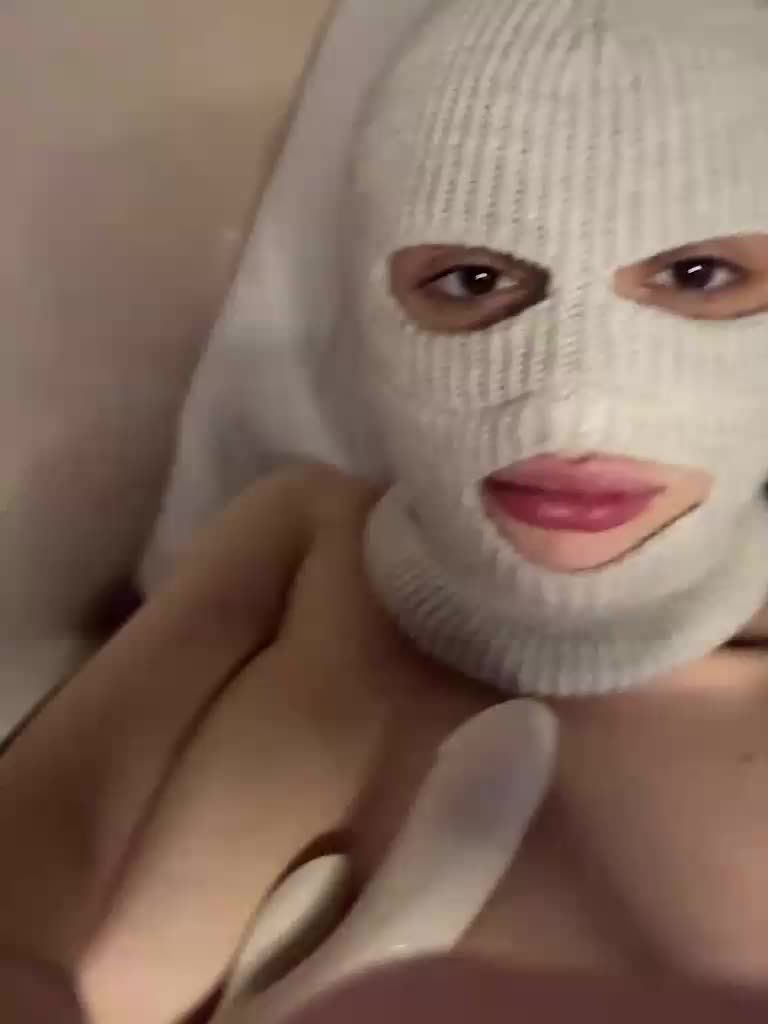 Bitttccchhh Cam Model Chat September 26, 2025