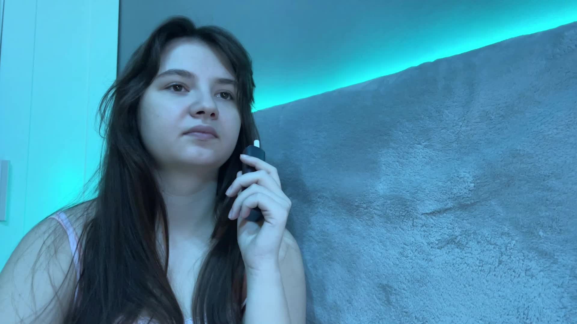 AlisaRichGold Cam Model Chat September 26, 2025