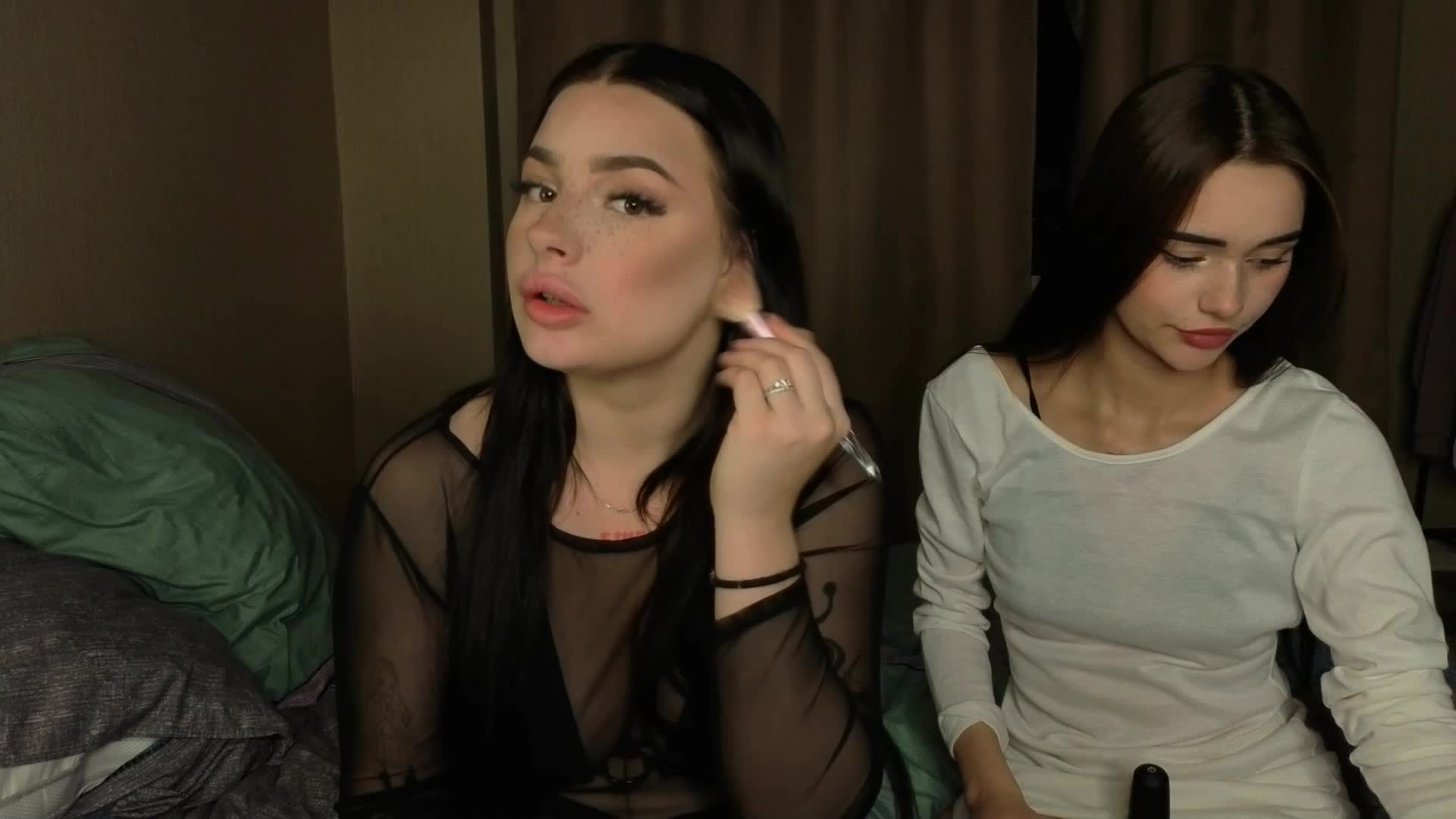 LisaAndDenis Cam Model Chat September 26, 2025