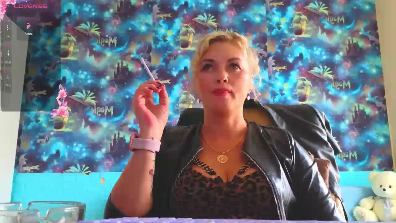 Mistress-Gwen Cam Model Chat September 26, 2025