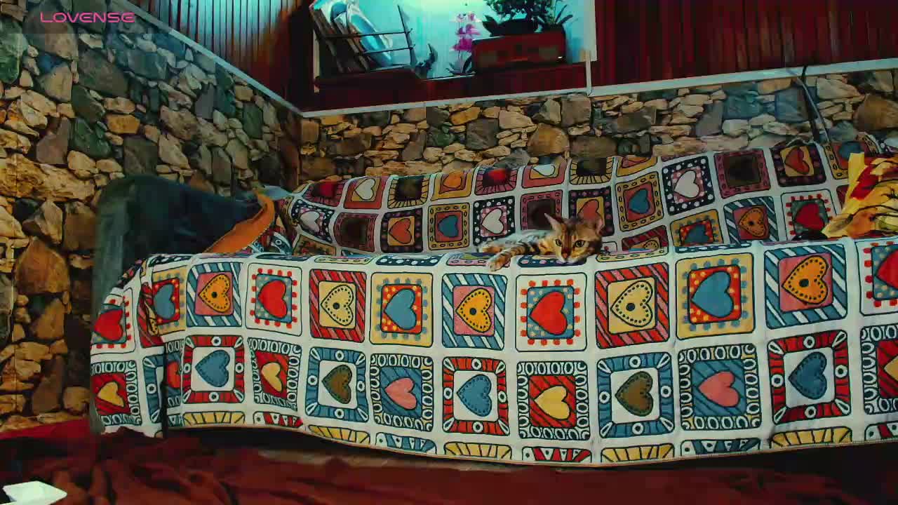 L00N Cam Model Chat September 26, 2025