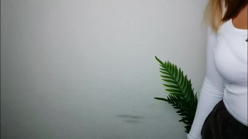 veryveryshygirl Cam Model Chat September 26, 2025