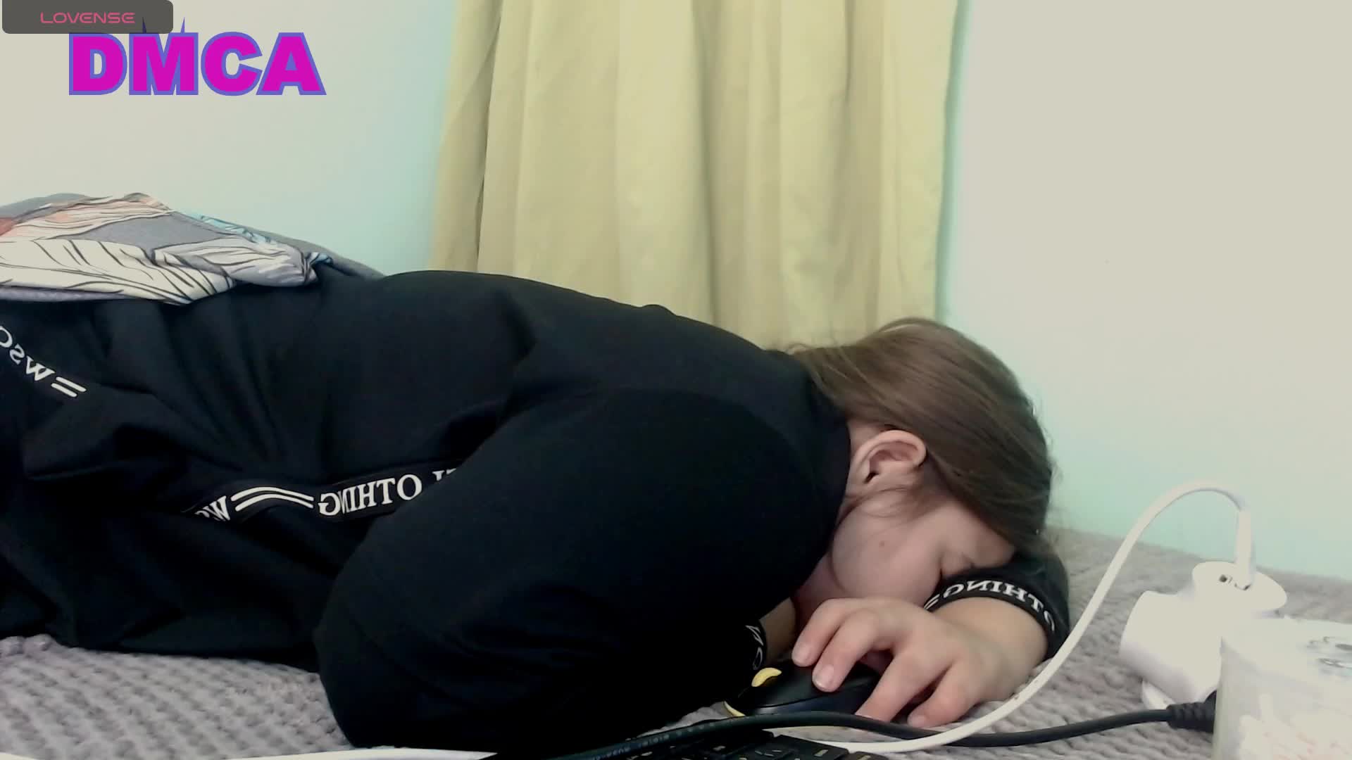 sweet-dream-foxx Cam Model Chat September 26, 2025