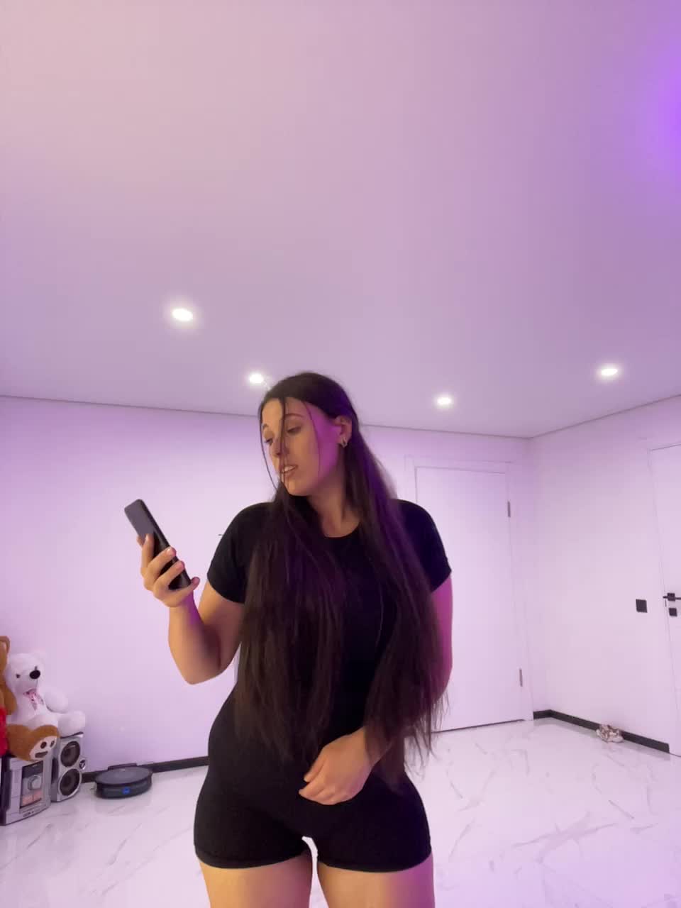 Potifays Cam Model Chat September 26, 2025