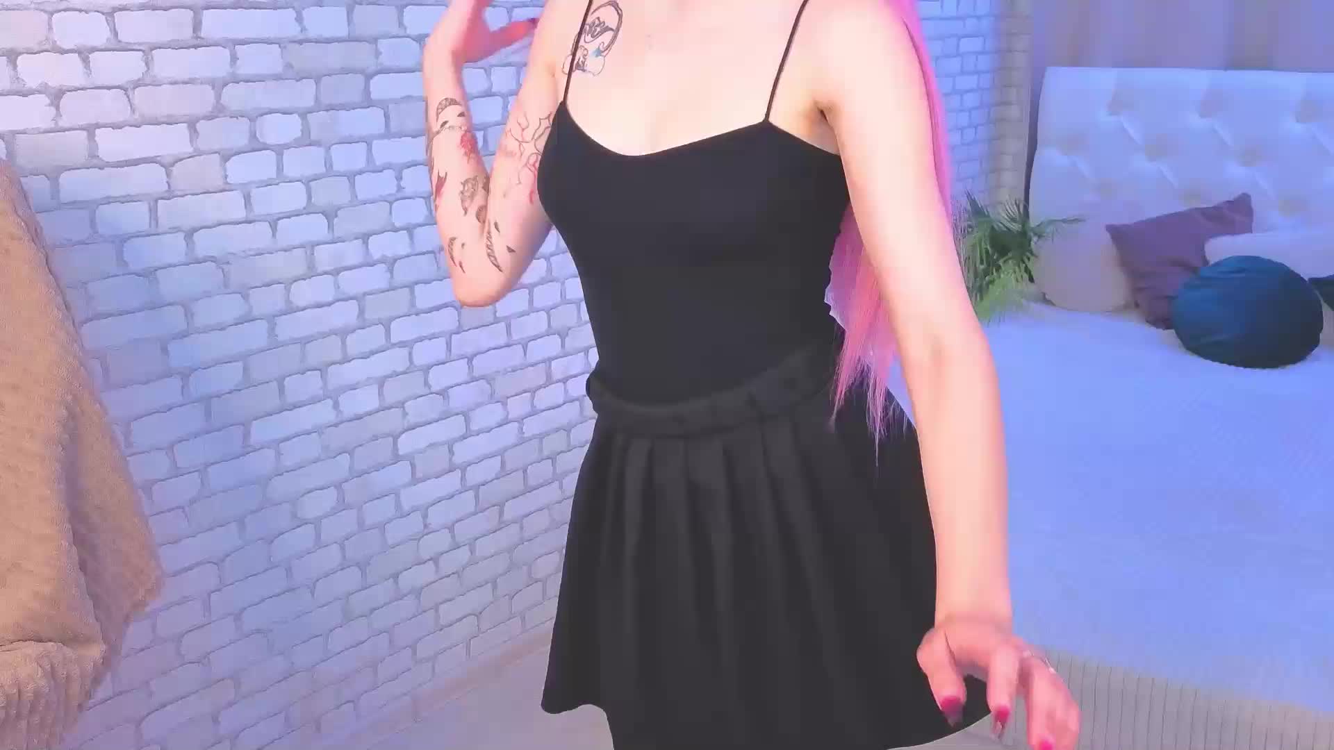 KiraMountrays Cam Model Chat September 27, 2025