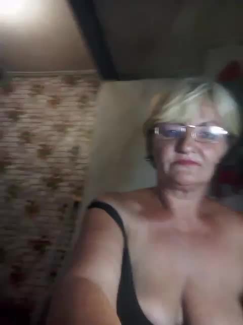 NikaGold45 Cam Model Chat September 27, 2025