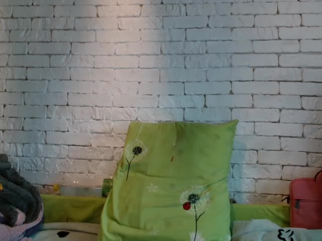 Angel_girllovemy Cam Model Chat September 27, 2025