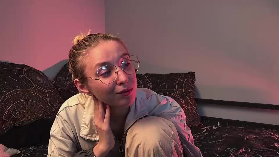 filipinaadams Cam Model Chat September 27, 2025