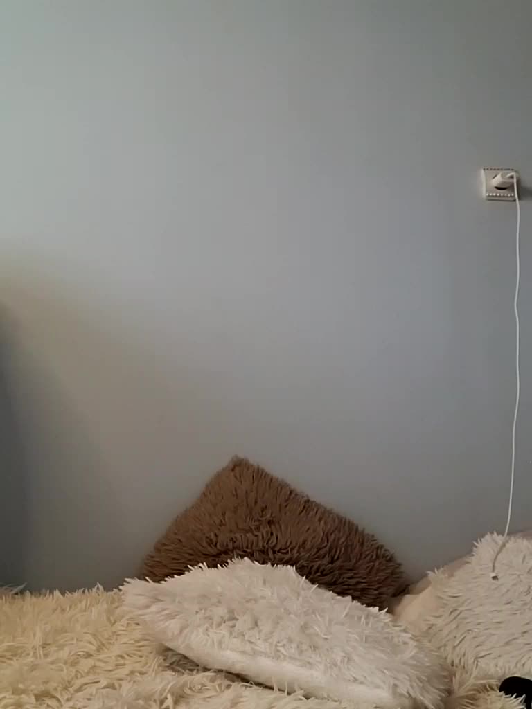 AlisaDoll Cam Model Chat September 27, 2025