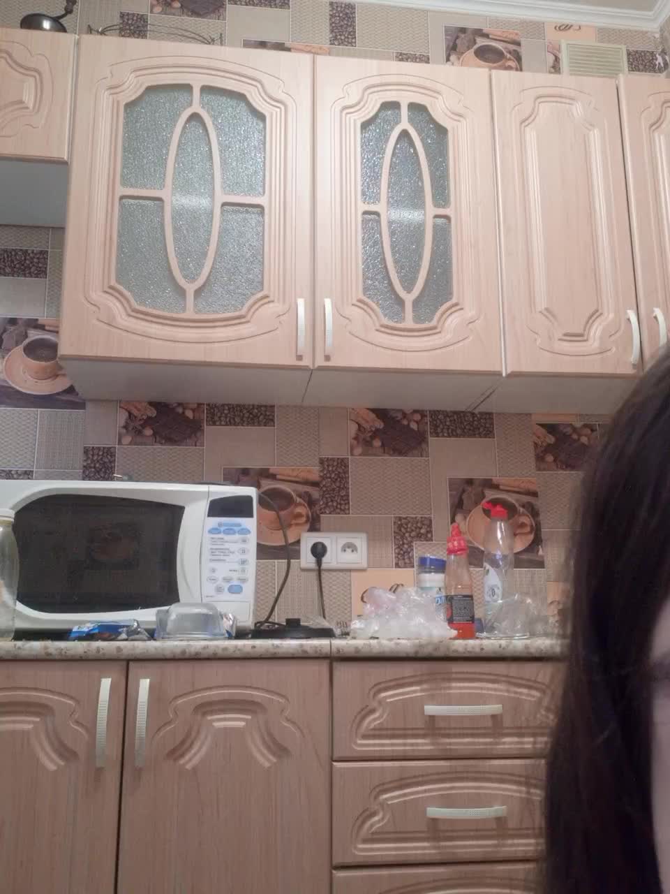 Kissa-is-klassa-a Cam Model Chat September 27, 2025