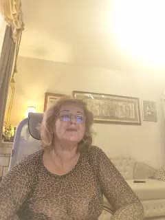 KarinkaSweet Cam Model Chat September 27, 2025