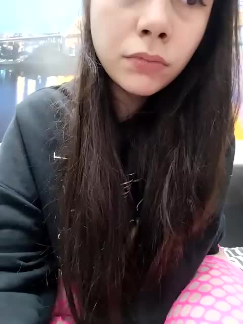 Lona-S Cam Model Chat September 27, 2025